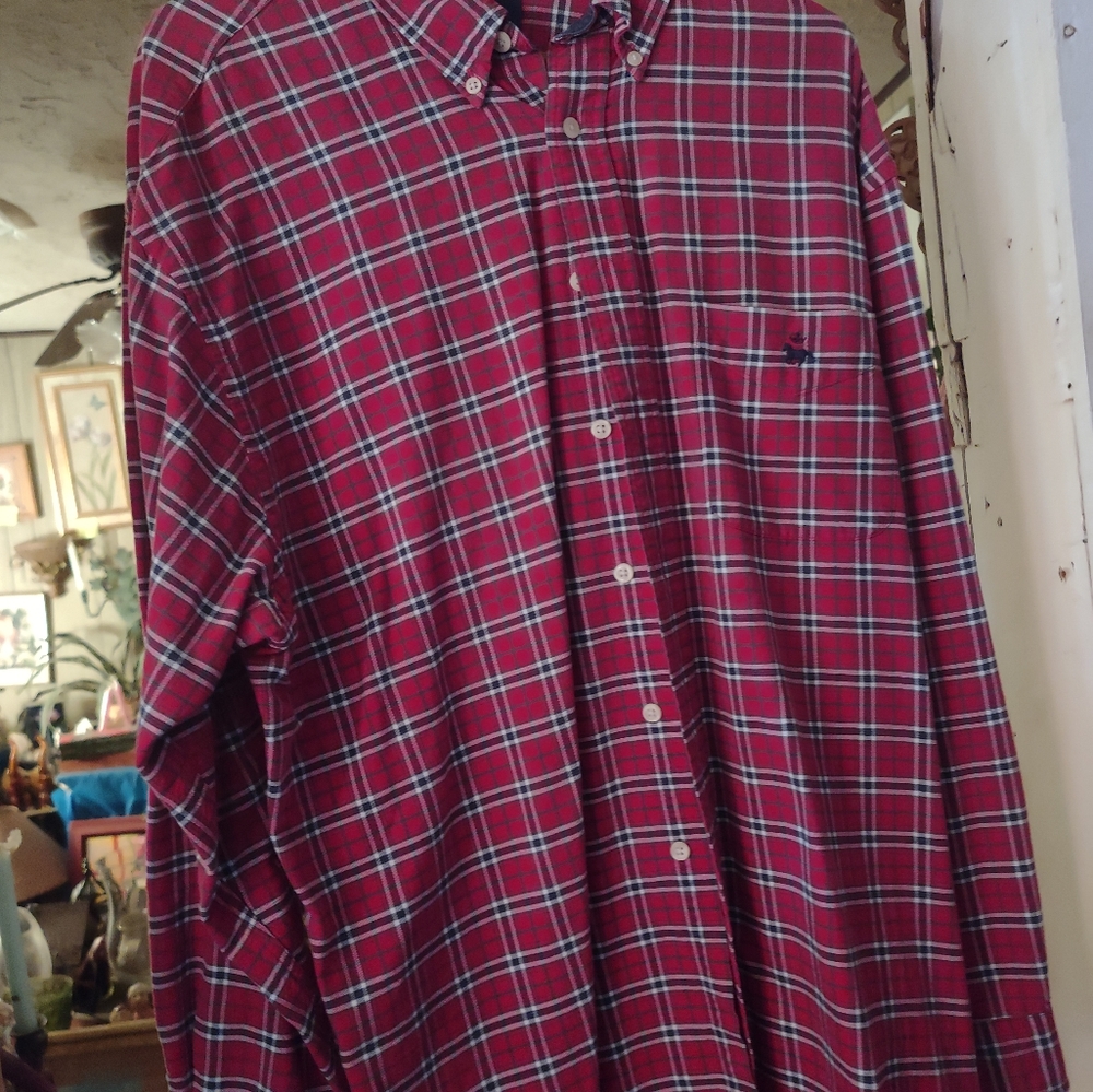 HUNT MEN'S CASUAL SHIRT. SIZE LARGE.